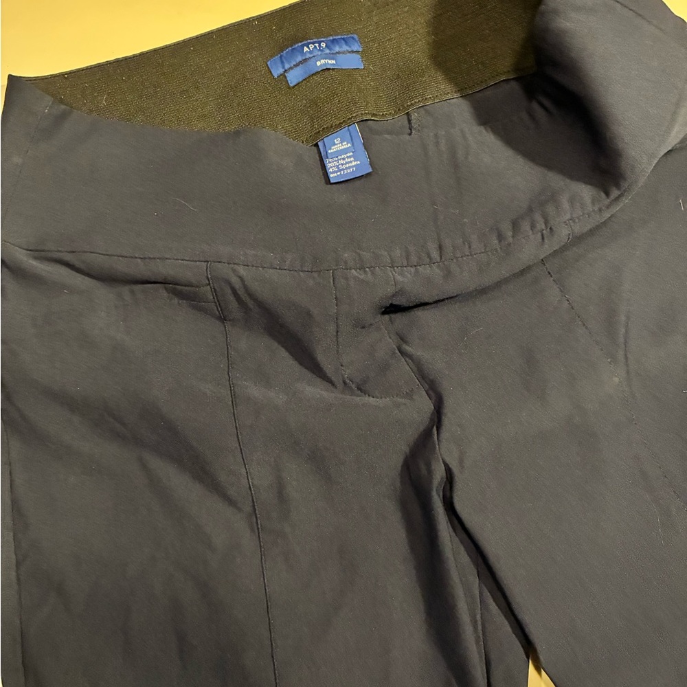 Apt. 9 Navy Dress Pants crop 3/4 length stretchy pants
